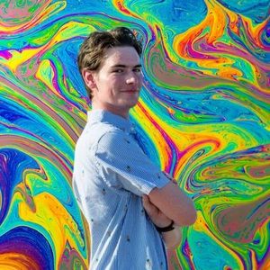 Meet your Posher, Parker